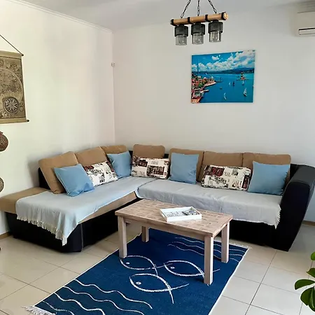 Blue Lagoon شقة روغاشيفو